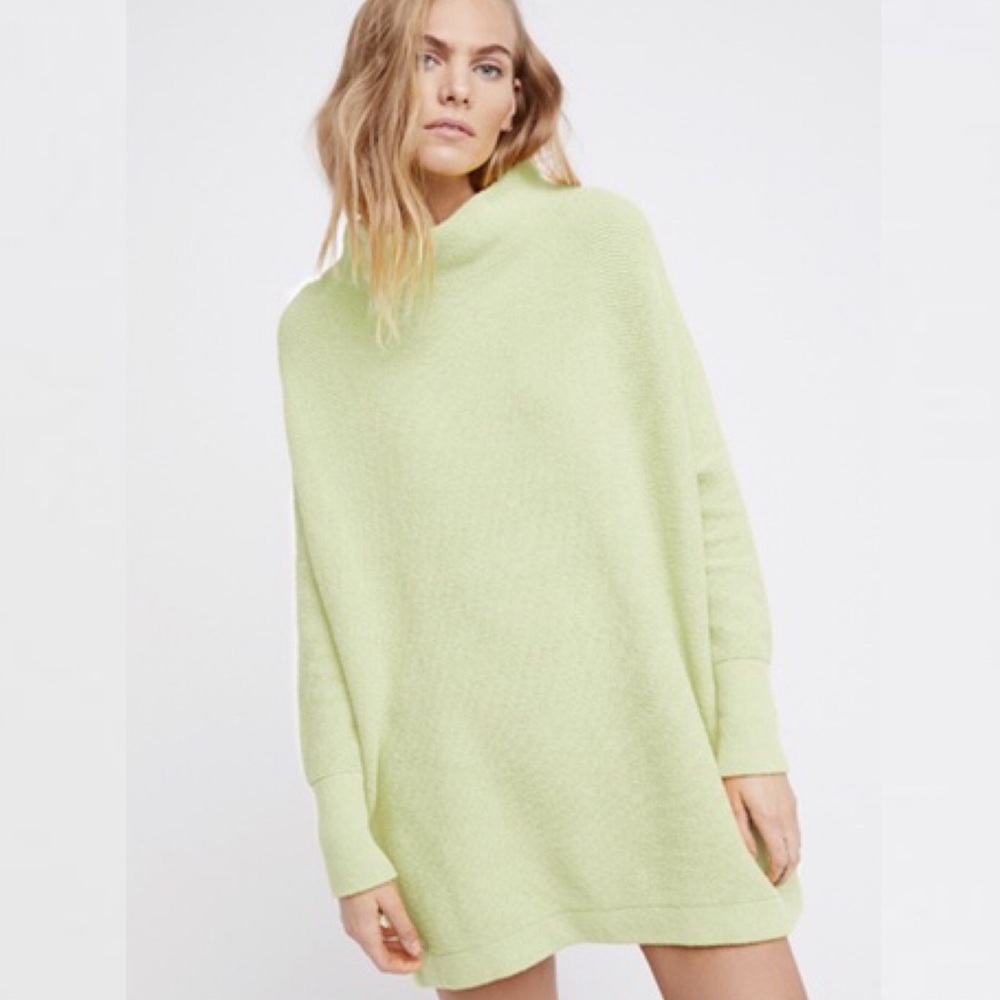 Free People // Ottoman Slouchy Tunic Light Mint